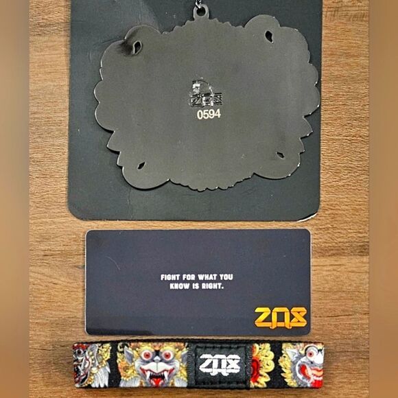 ZOX "CHOOSE YOUR SIDE" #1364 BARONG MASK COLLECTIBLE WRISTBAND & BOOKMARK #594 - Picture 6 of 13